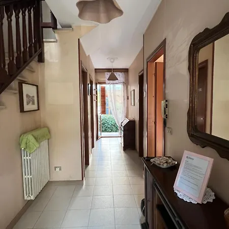 Villino Con Giardino Privato Tatil Evi