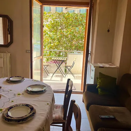 Villino Con Giardino Privato * サン・ベネデット・デル・トロント