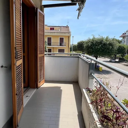 Villino Con Giardino Privato サン・ベネデット・デル・トロント